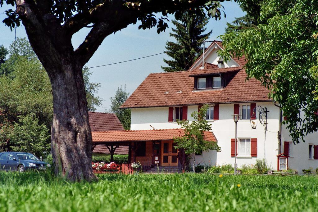 Gasthof Zum Hirsch Neukirch  Bagian luar foto